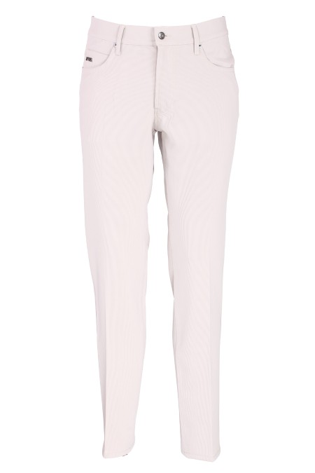 Shop EMPORIO ARMANI  Trousers: Emporio Armani five-pocket J05 slim fit trousers in canneté fabric.
Slim fit.
Canneté.
Five pocket model.
Regular waist with belt loops.
Zip and button closure.
Eagle plaque.
Tonal logo label.
Composition: 92% Polyester, 8% Elastane.
Made in China.. 3D1J05 1NPQZ-06G2